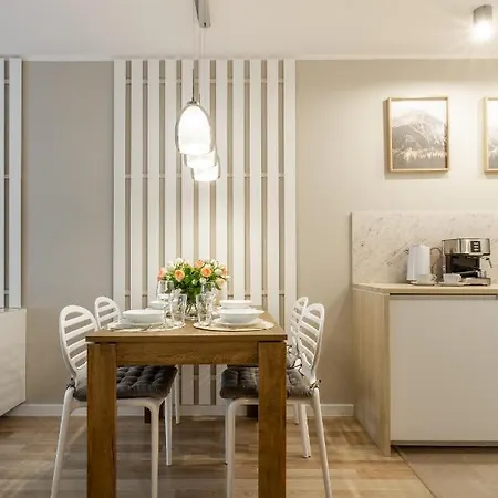 Appartement Bluesky - Balkon, Spokojna , Zielona Okolica, Idealne Dla Rodzin, Blisko Centrum Karpacza, Pkp I Sklepow