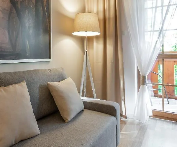 Bluesky - Przemyslowa, W Spokojnej, Zielonej Okolicy, Blisko Dworca Pkp I Sklepow カルパッチ