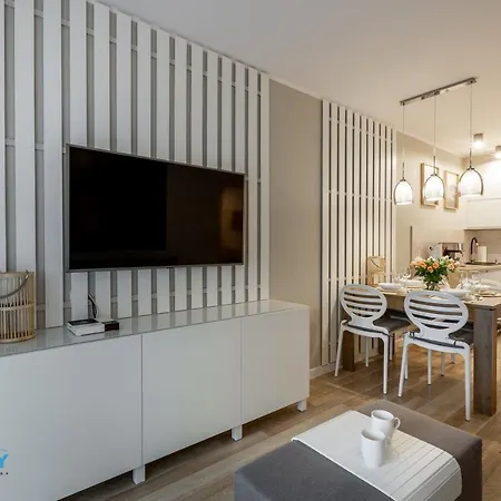 Apartmán Bluesky - Balkon, Spokojna , Zielona Okolica, Idealne Dla Rodzin, Blisko Centrum Karpacza, Pkp I Sklepow *