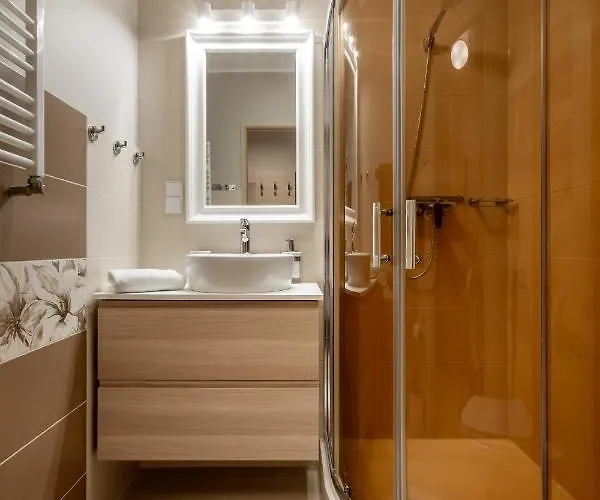 Bluesky - Przemyslowa, W Spokojnej, Zielonej Okolicy, Blisko Dworca Pkp I Sklepow 公寓 *