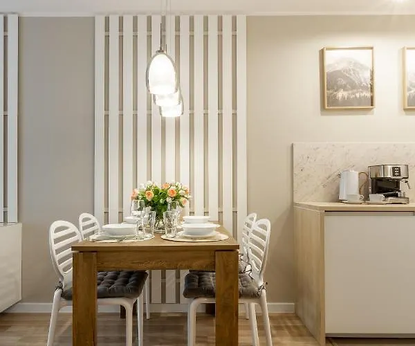 Daire Bluesky - Przemyslowa, W Spokojnej, Zielonej Okolicy, Blisko Dworca Pkp I Sklepow