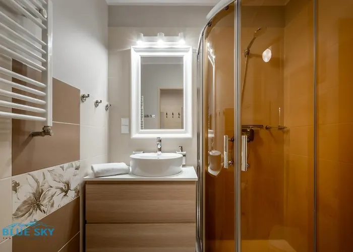 Bluesky - Przemyslowa, W Spokojnej, Zielonej Okolicy, Blisko Dworca Pkp I Sklepow * 卡尔帕奇